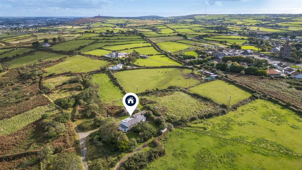 Beacon, Charming semi-detached cottage with land, photo 39