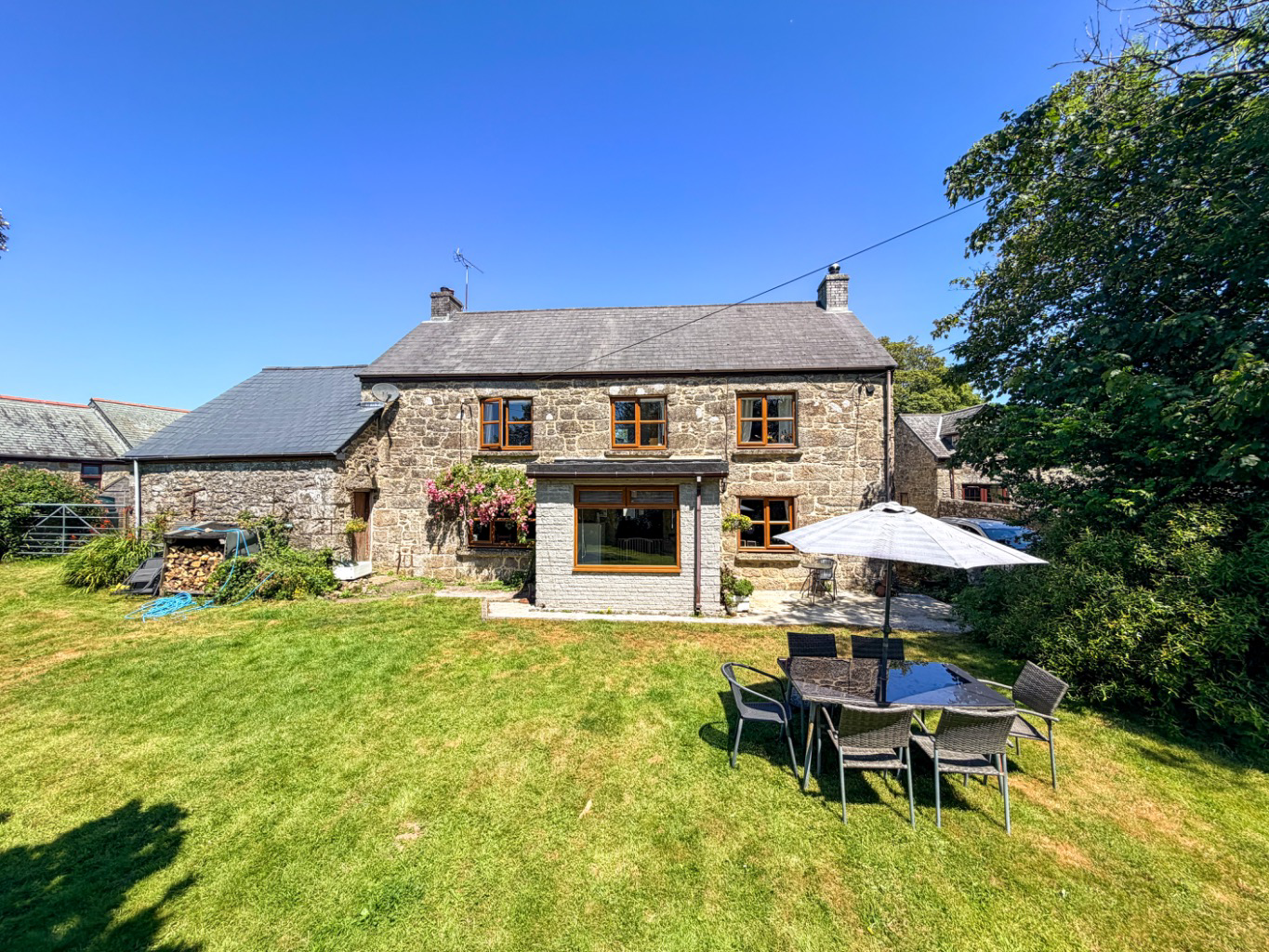 Farmhouse with Land, Sithney, Helston