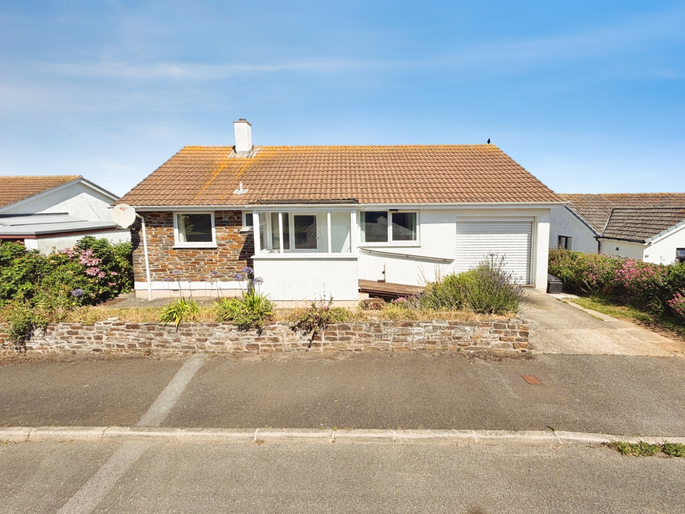 Porthleven, Spacious home with sea and countryside views, photo 24