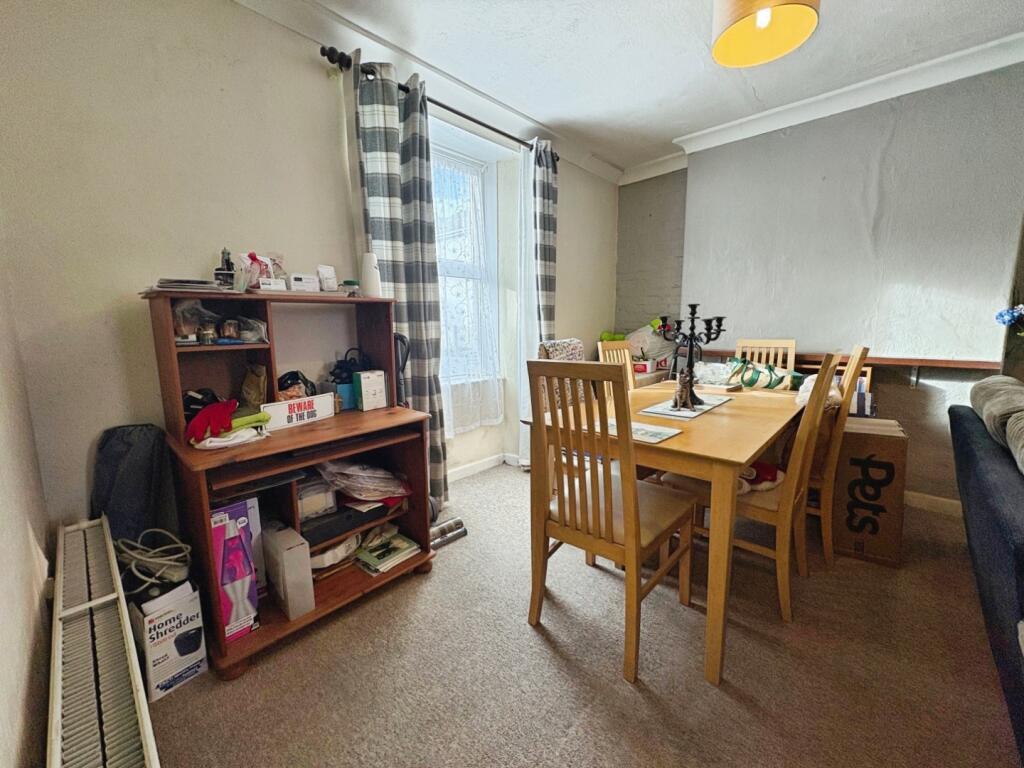 Media image 03