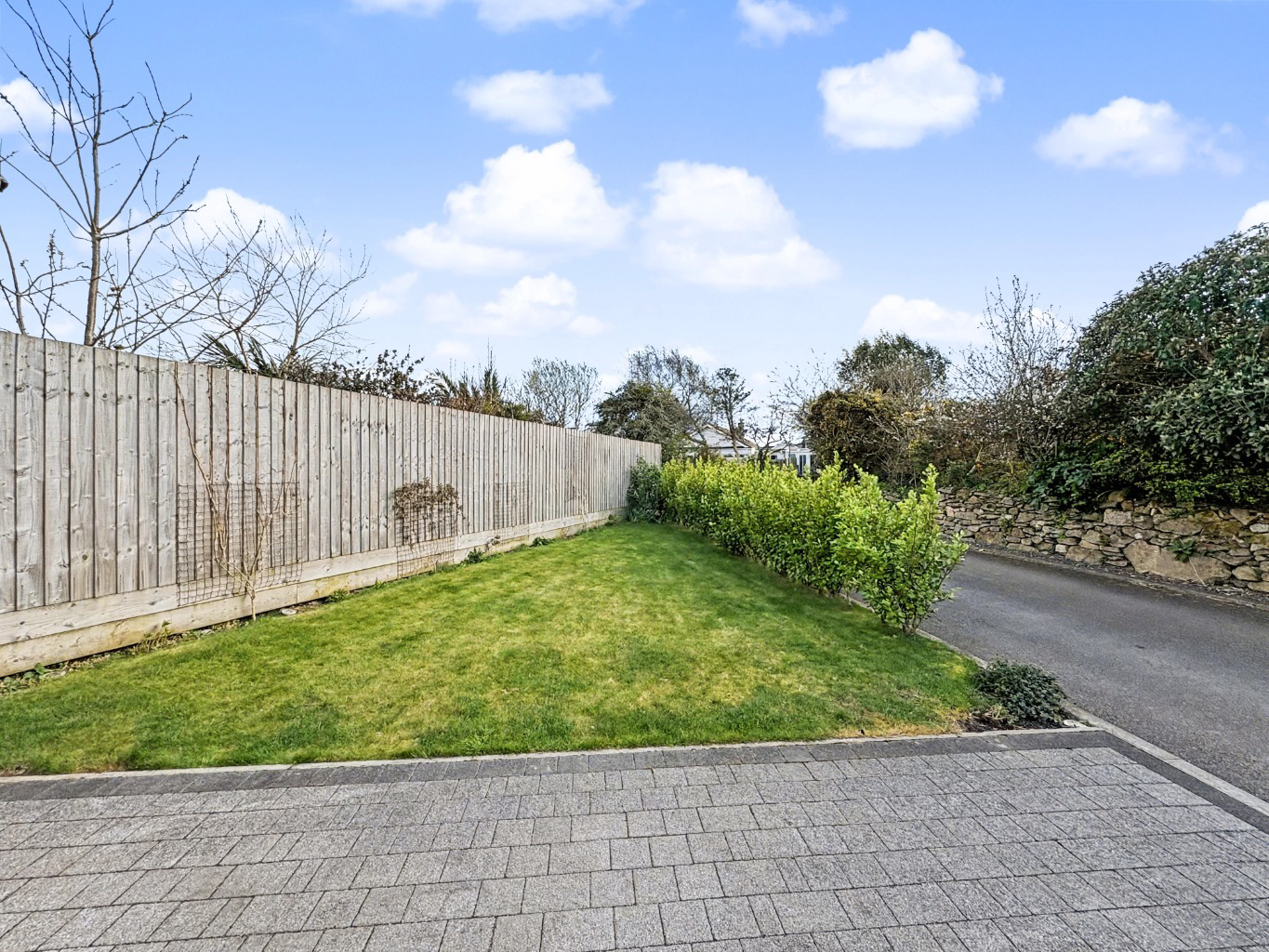 Leedstown, Beautiful Three Bedroom detached Bungalow in the Heart the village, photo 20