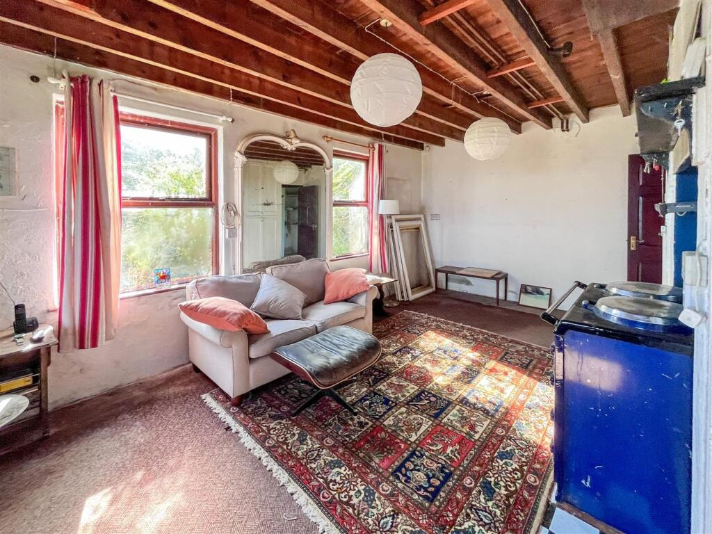 Spacious home with stunning views, Treen, photo 5