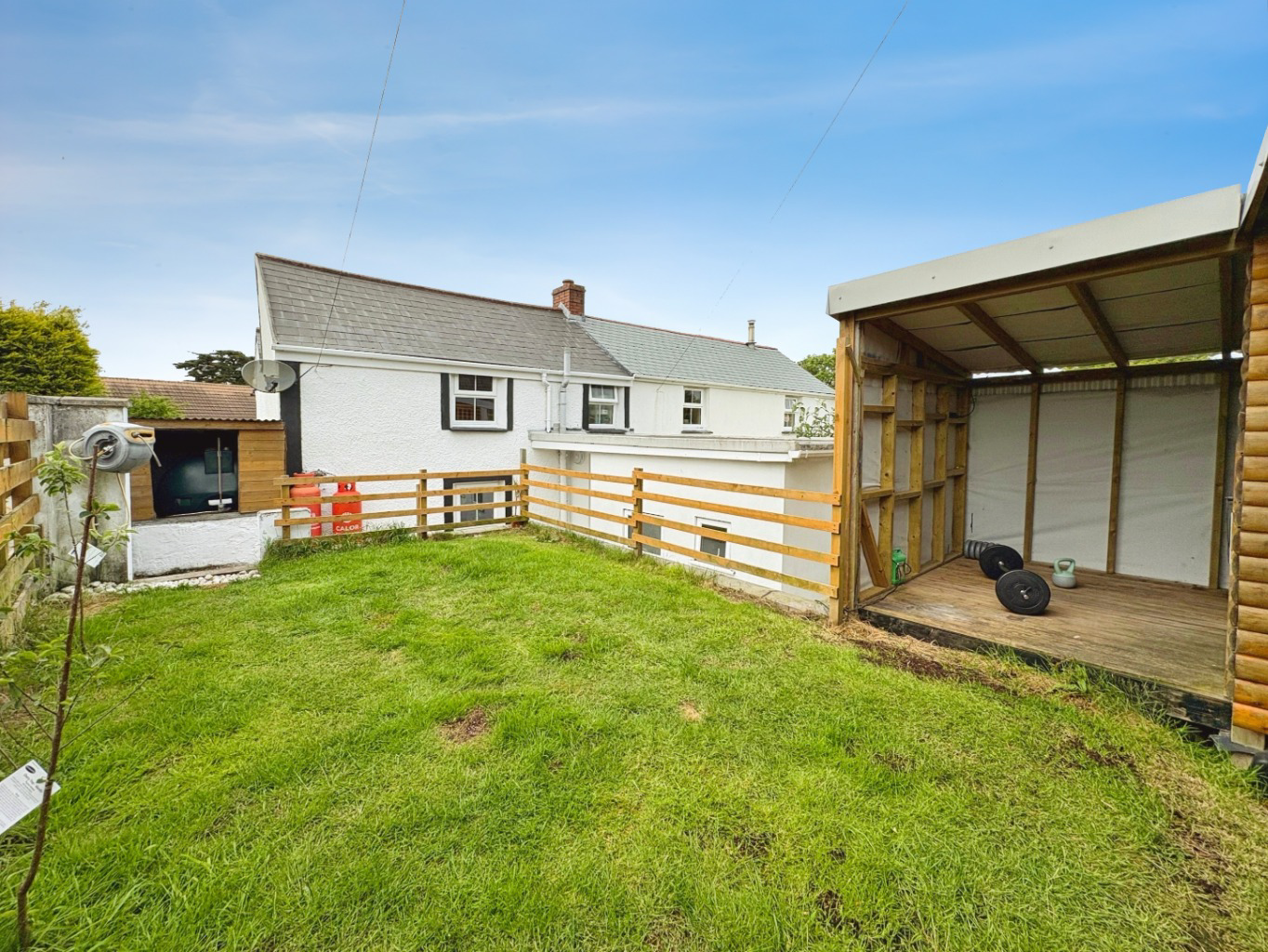 Godolphin Cross, 3 Double Bedroom Charming Cottage, photo 19
