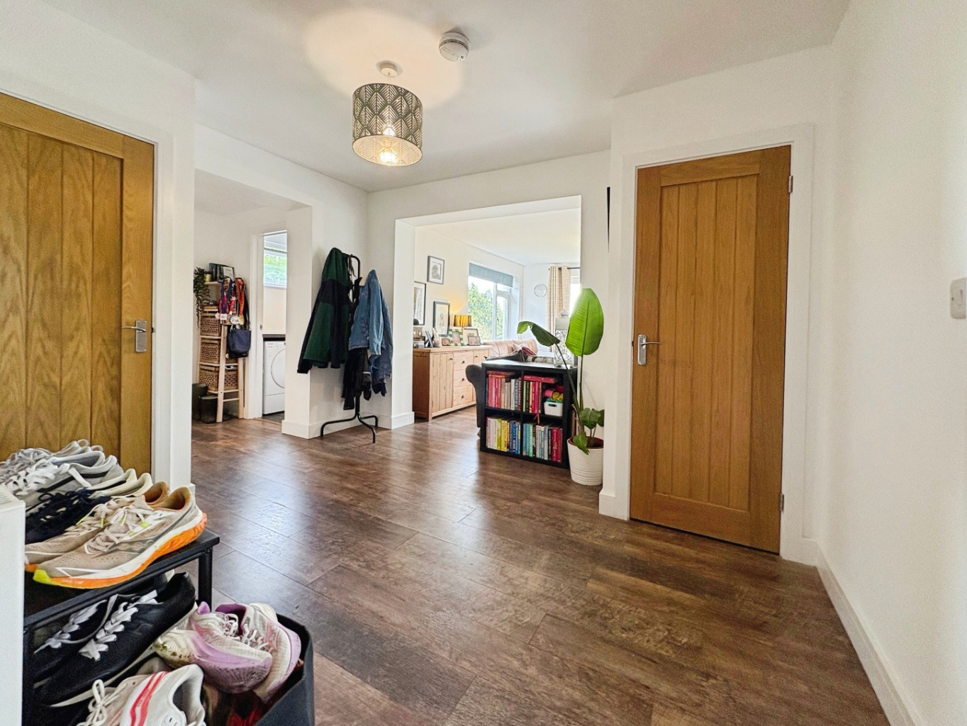 Lanner, Versatile bungalow with generous garden, photo 11
