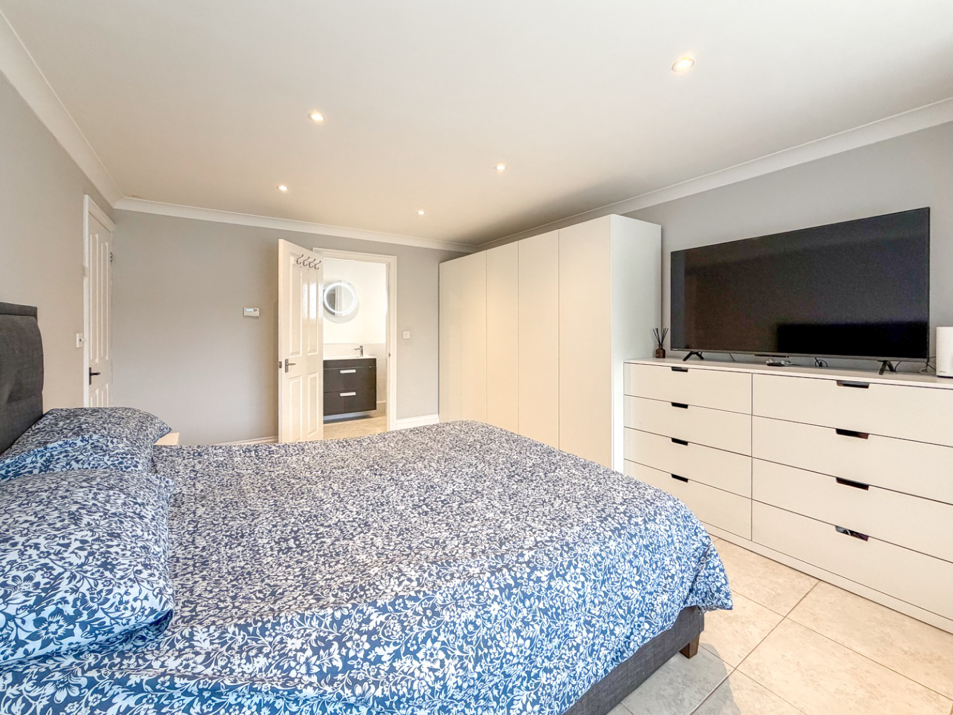 Leedstown, Impressive and spacious four bed home, photo 17