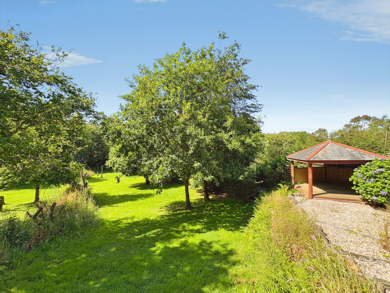 Godolphin Cross, Spacious family home within a generous plot, photo 23