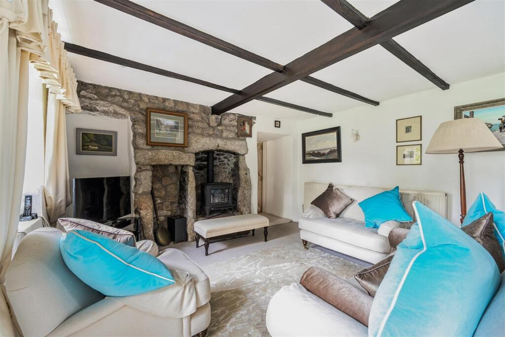Beautiful character property with large gardens, Wendron Nr Helston, photo 11