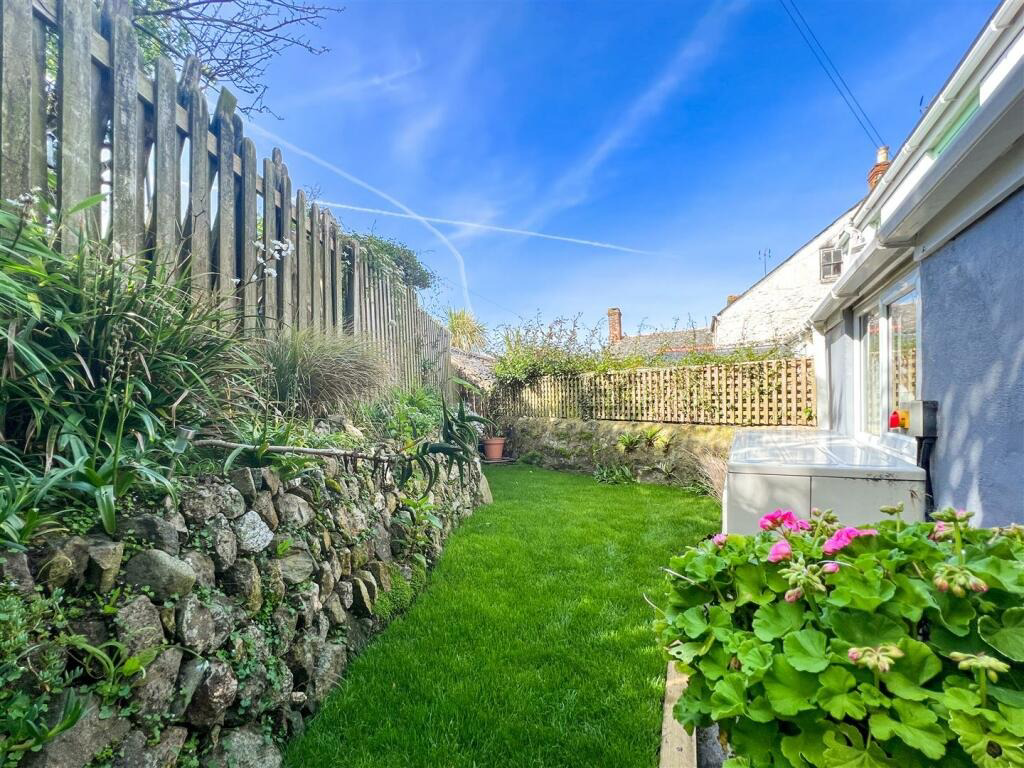 Goldsithney, Charming two bed cottage, photo 8