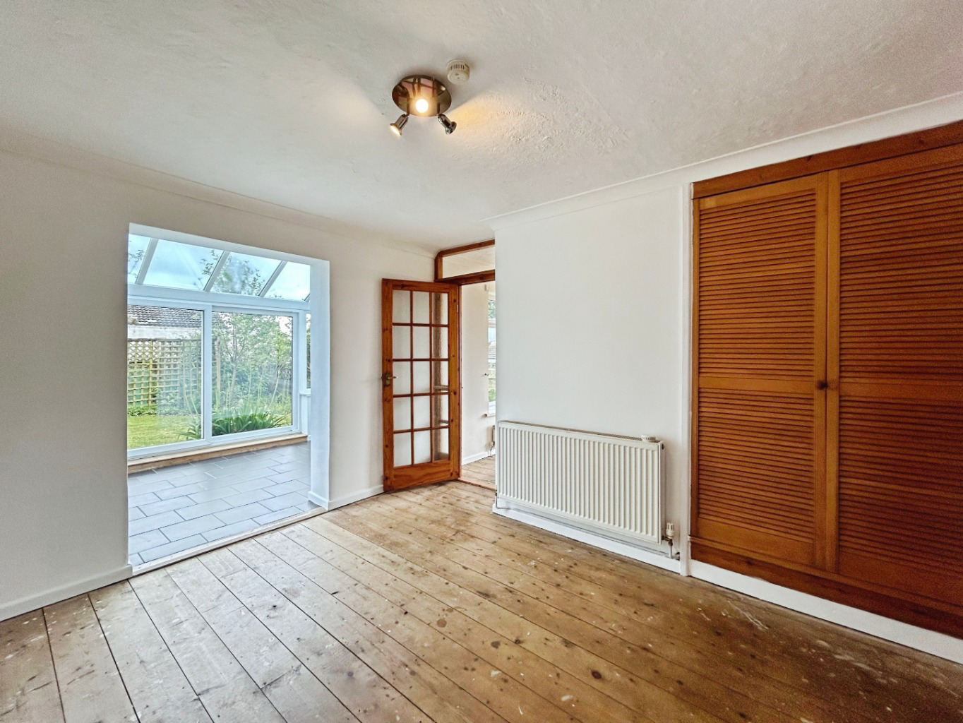 Hayle, Detached bungalow on large plot, photo 6