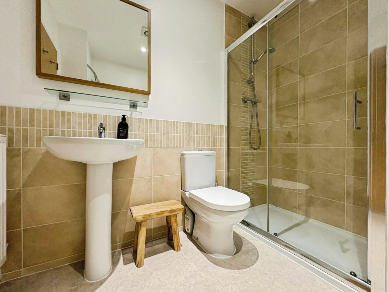 Redruth, Modern family home, photo 18