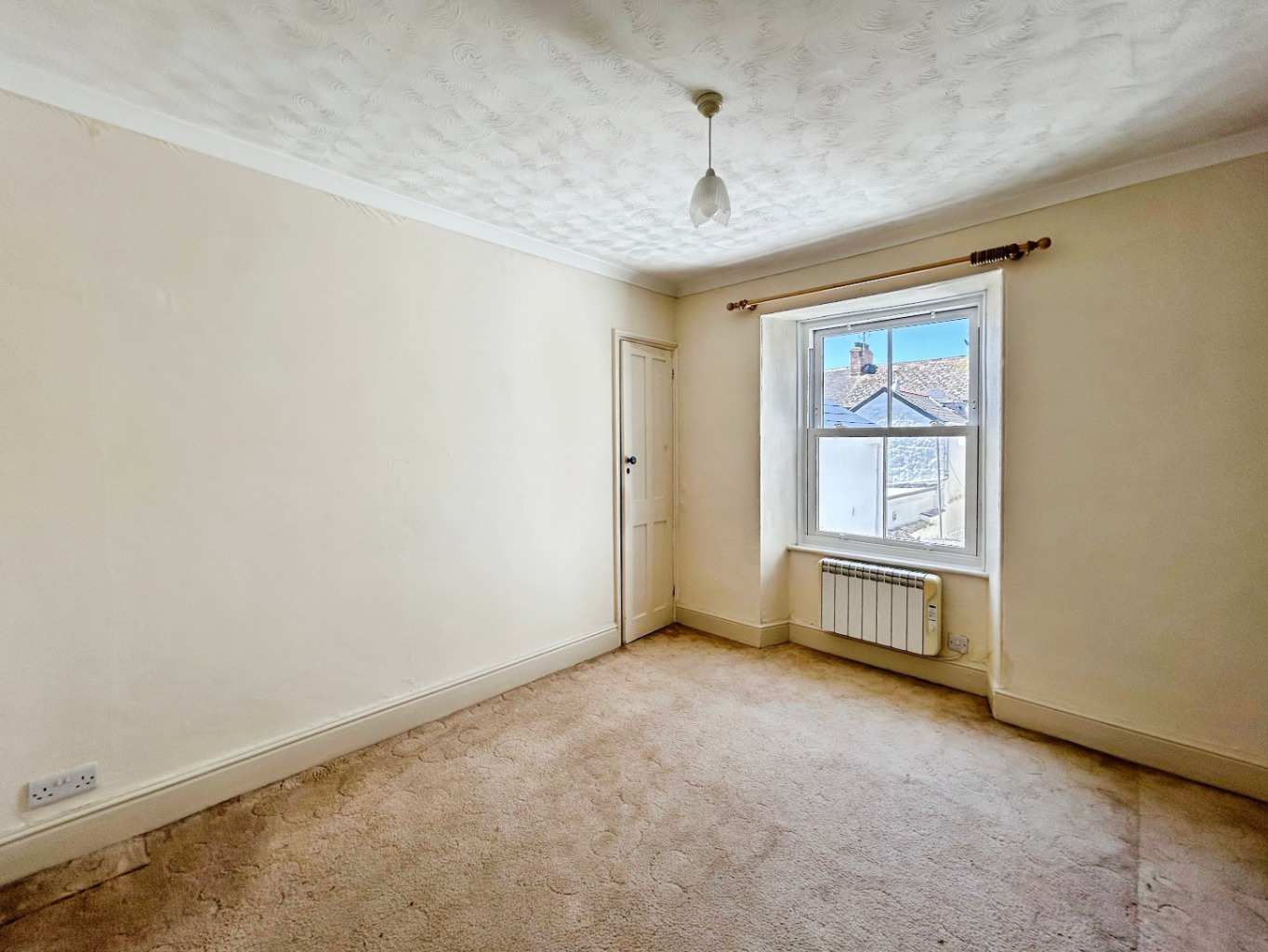 Penzance, Two bed home with no chain, photo 15