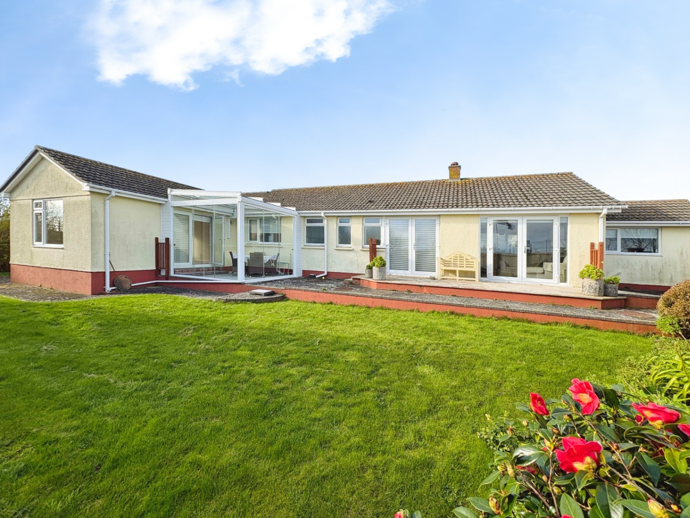 The Lizard, Versatile bungalow with no chain, photo 8