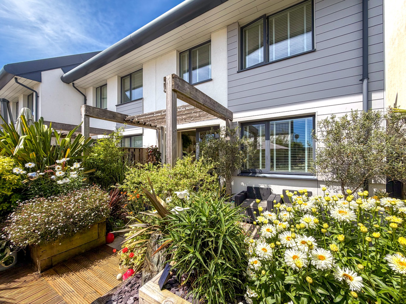 Hayle, Exceptional three bedroom home