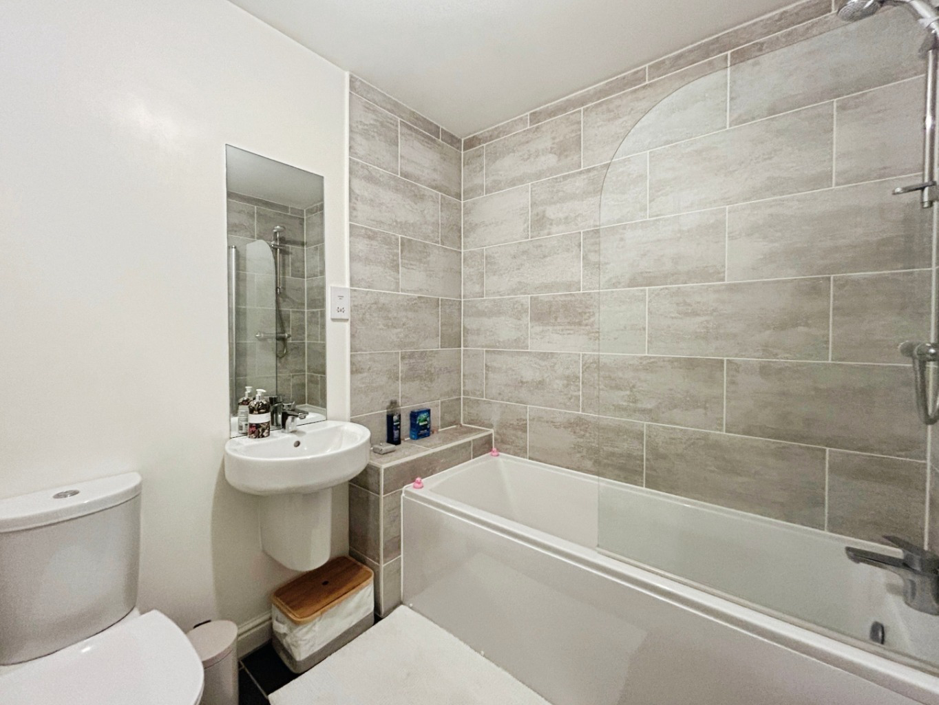 Pool, Three bed home in convenient location, photo 17