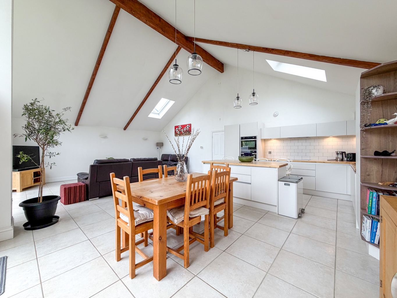 Leedstown, Impressive and spacious four bed home, photo 4