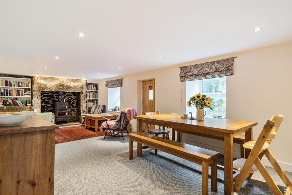 Beacon, Charming semi-detached cottage with land, photo 22