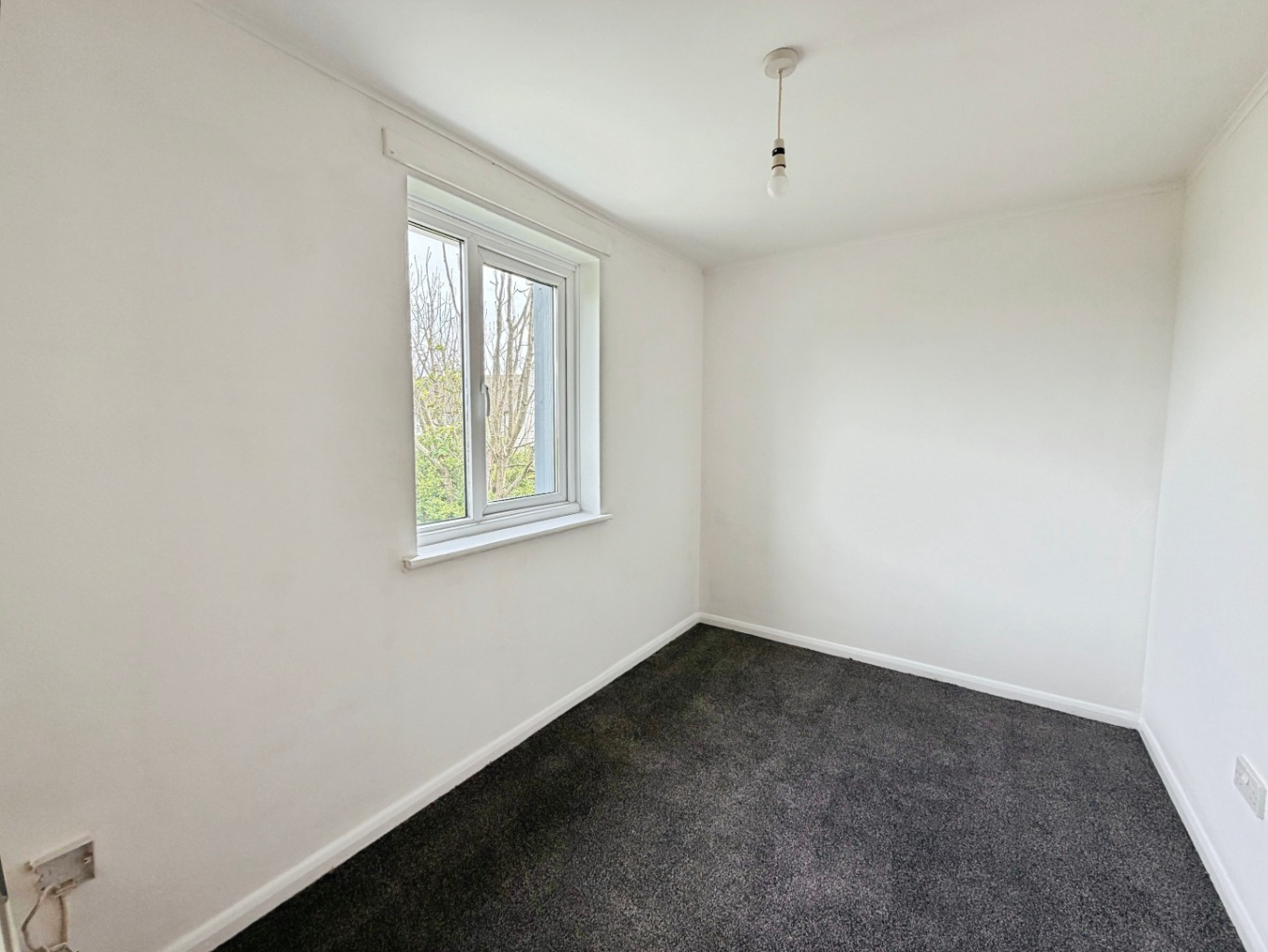 Mawgan, First floor flat with no onward chain, photo 8