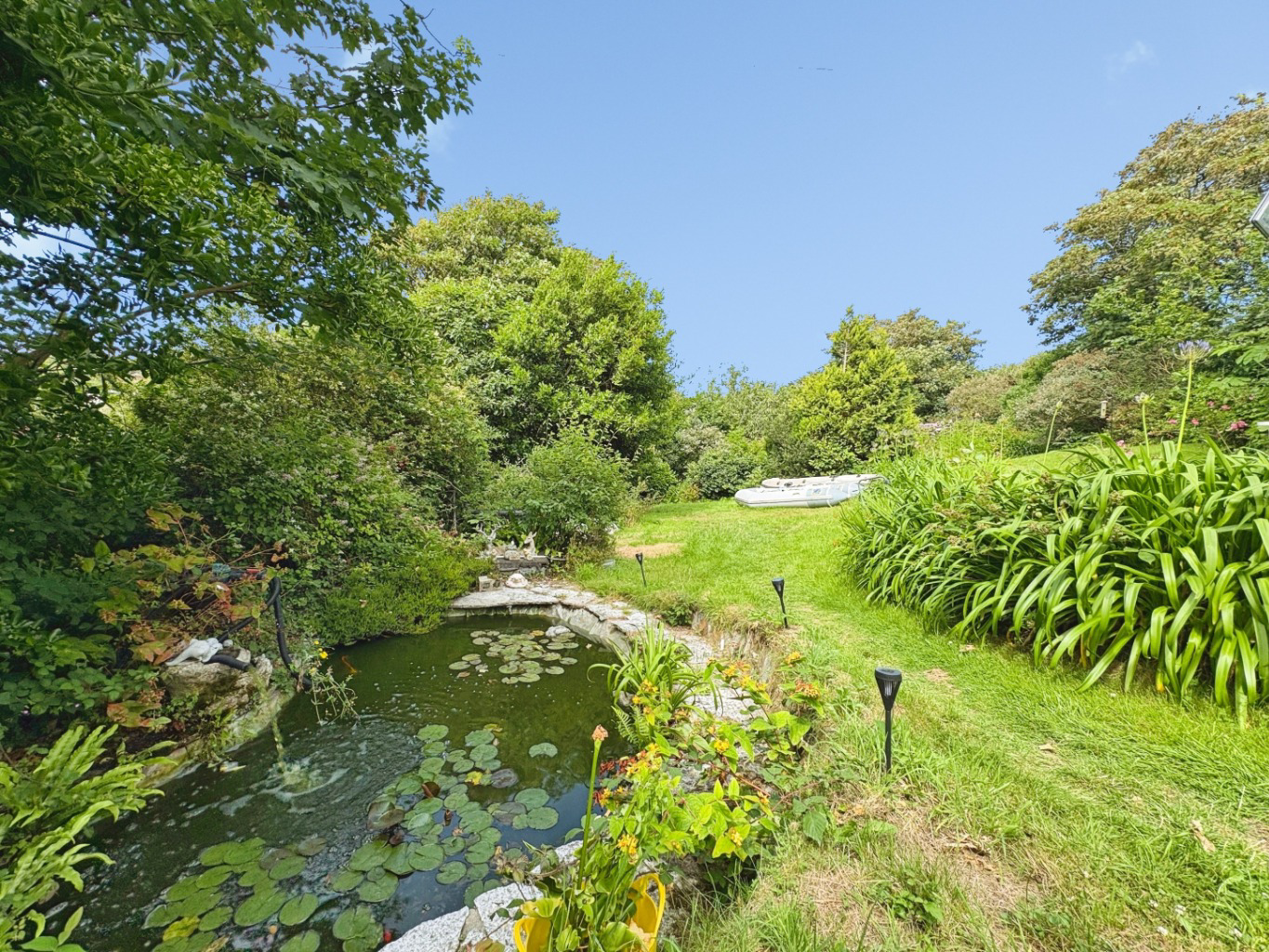 Mullion, Spacious home set within generous grounds, photo 7