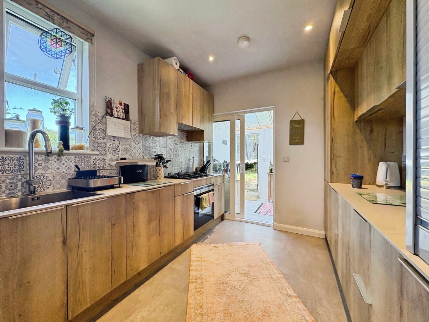 Mullion, Spacious home set within generous grounds, photo 5