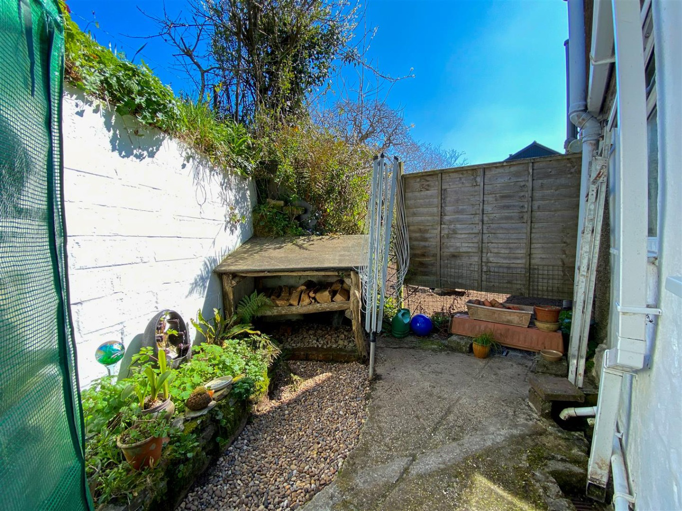Gweek, Two bed home in village location, photo 7