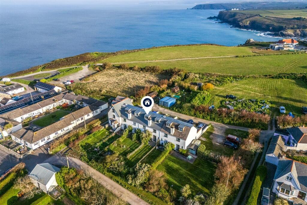Cottage with Sea Views, Mullion Cove, photo 7