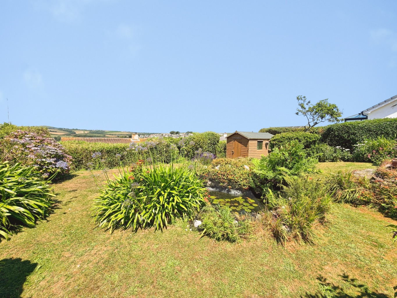 Porthleven, Spacious home with sea and countryside views, photo 3