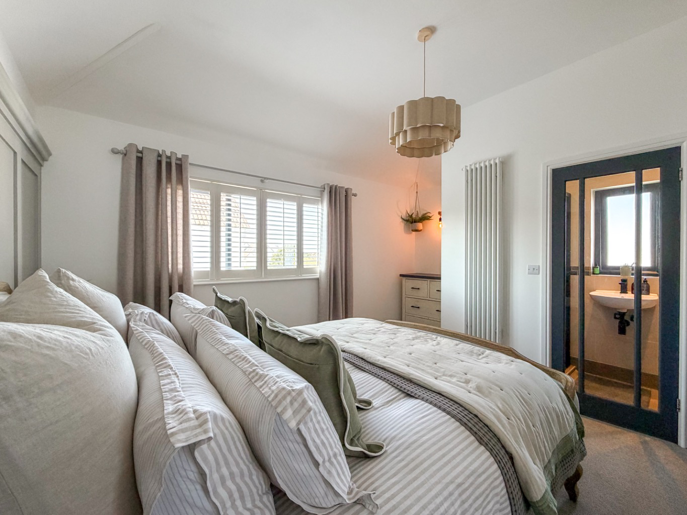 St. Ives, Immaculately presented family home, photo 27