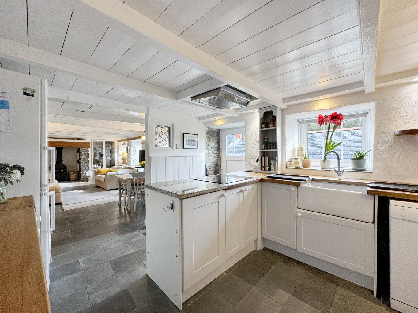 Porthallow, Beautiful two bedroom cottage with views, photo 9