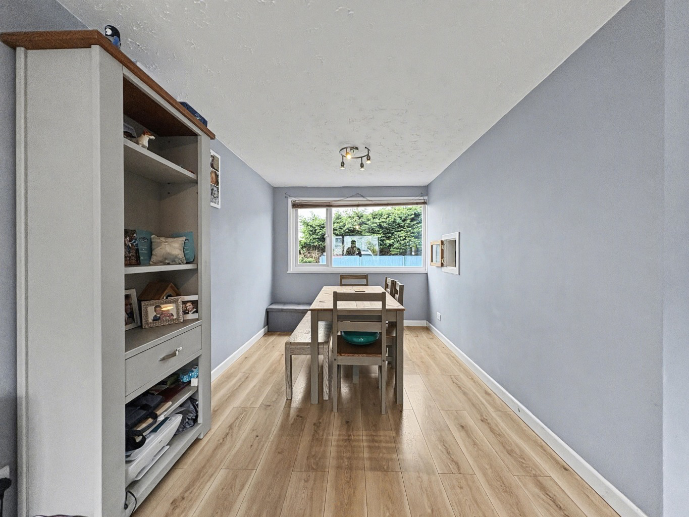 Helston, Well presented three bedroom home, photo 7
