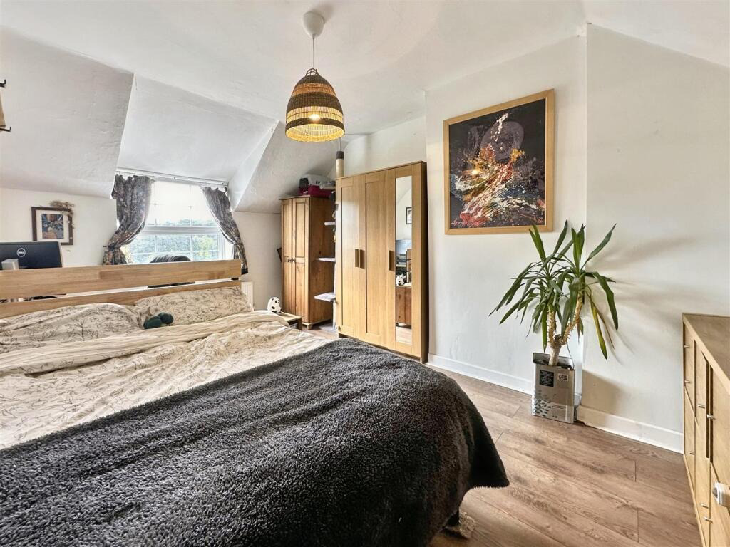 Cottage in countryside setting, Lowertown, photo 15