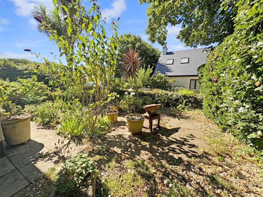 Mullion, Spacious four bed home, photo 26
