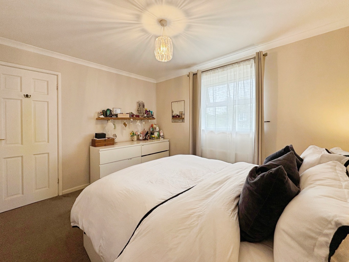 Goldsithney, Immaculately presented three bed home, photo 9