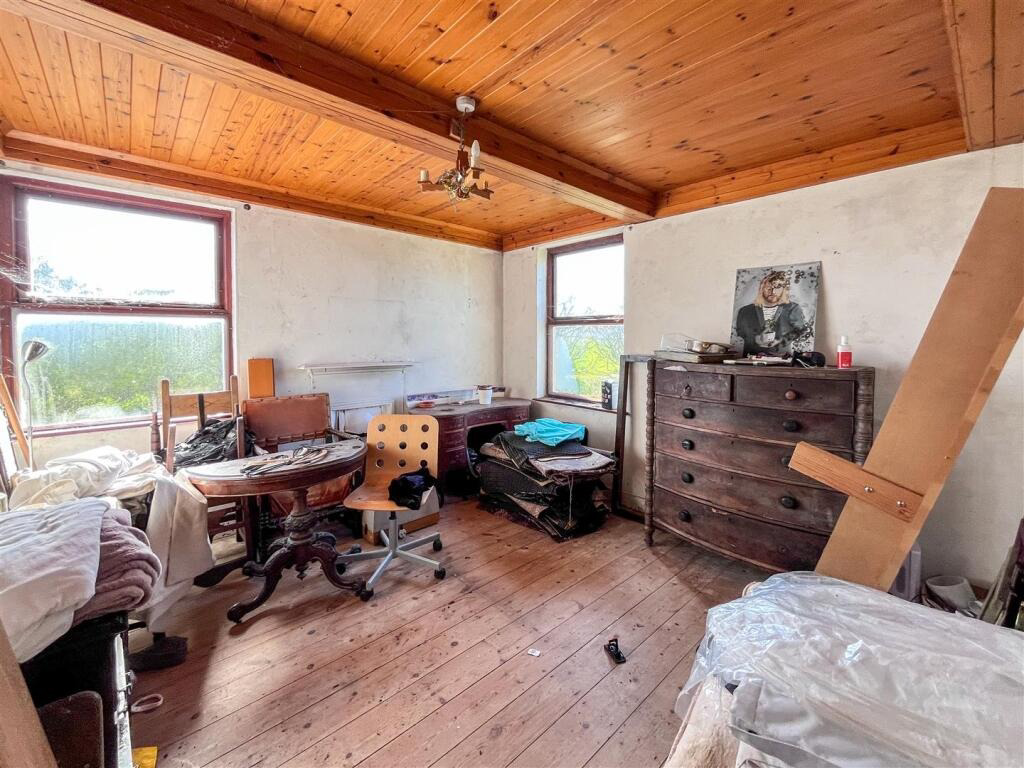 Spacious home with stunning views, Treen, photo 14