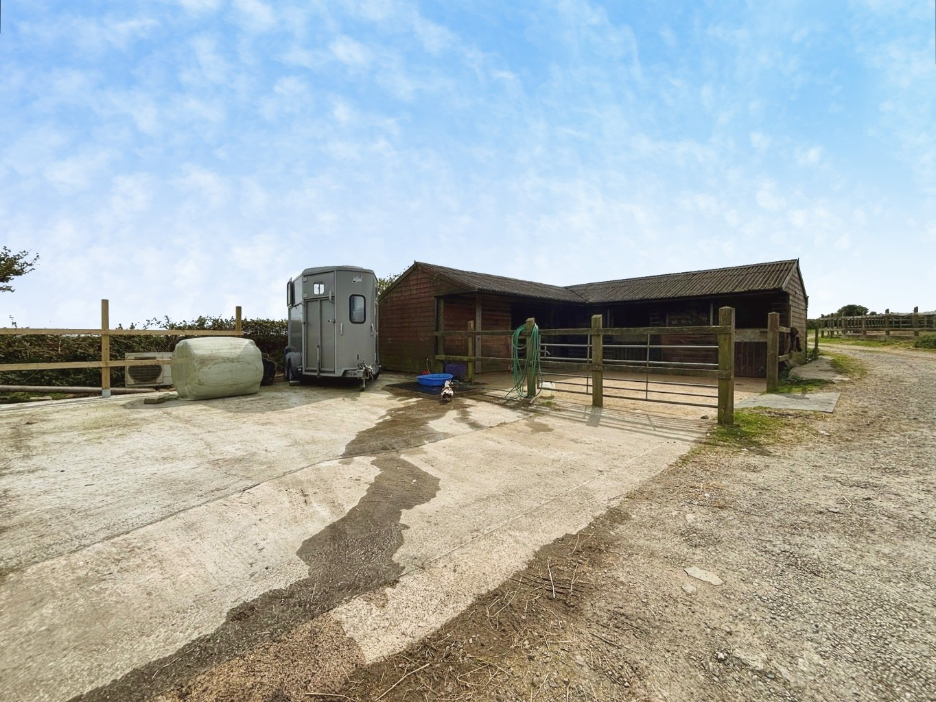 Helston, Barn conversion set within approx 2 acres, photo 29