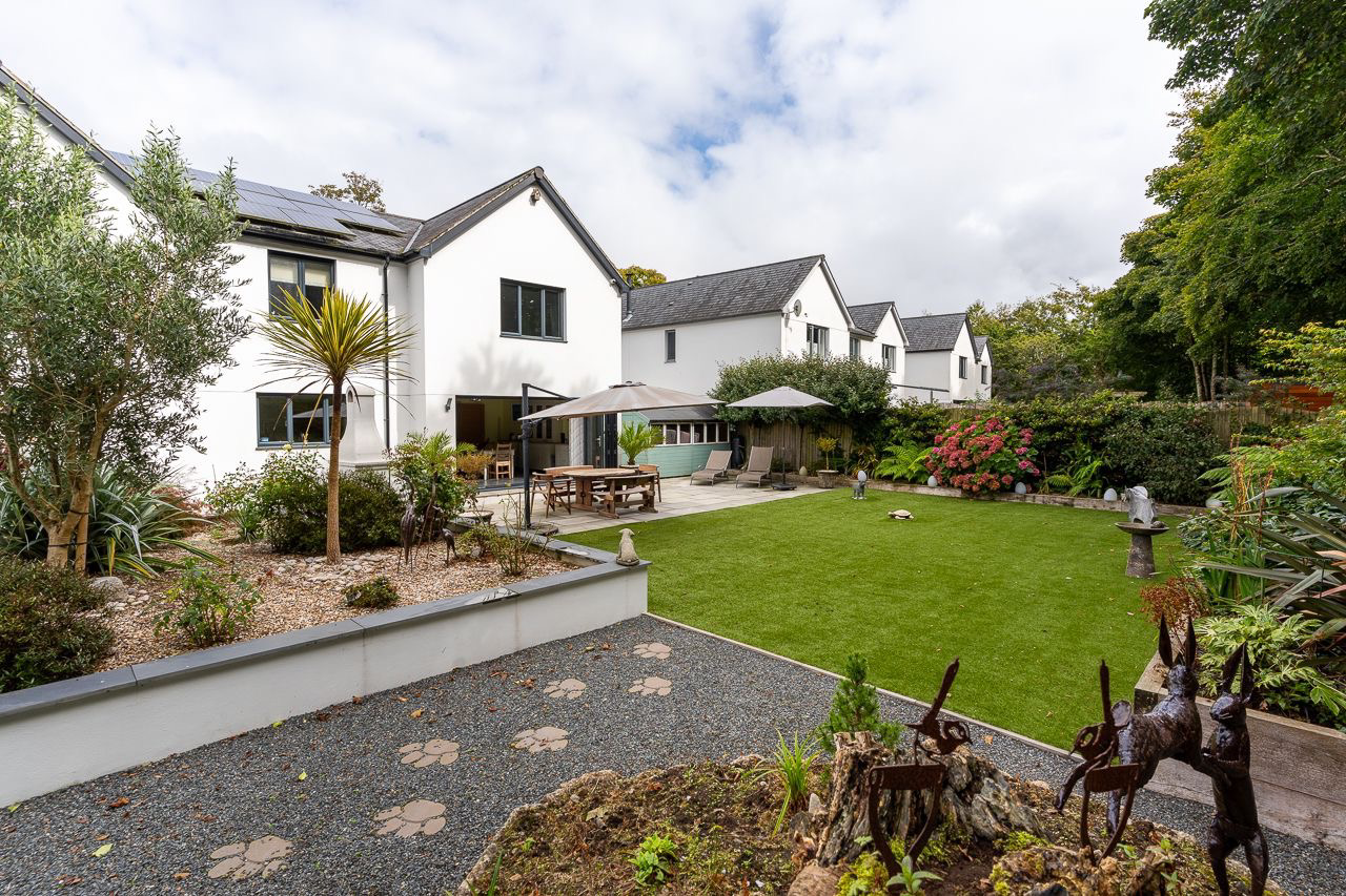 Nr Goldsithney, Stunning four bed detached home, photo 17