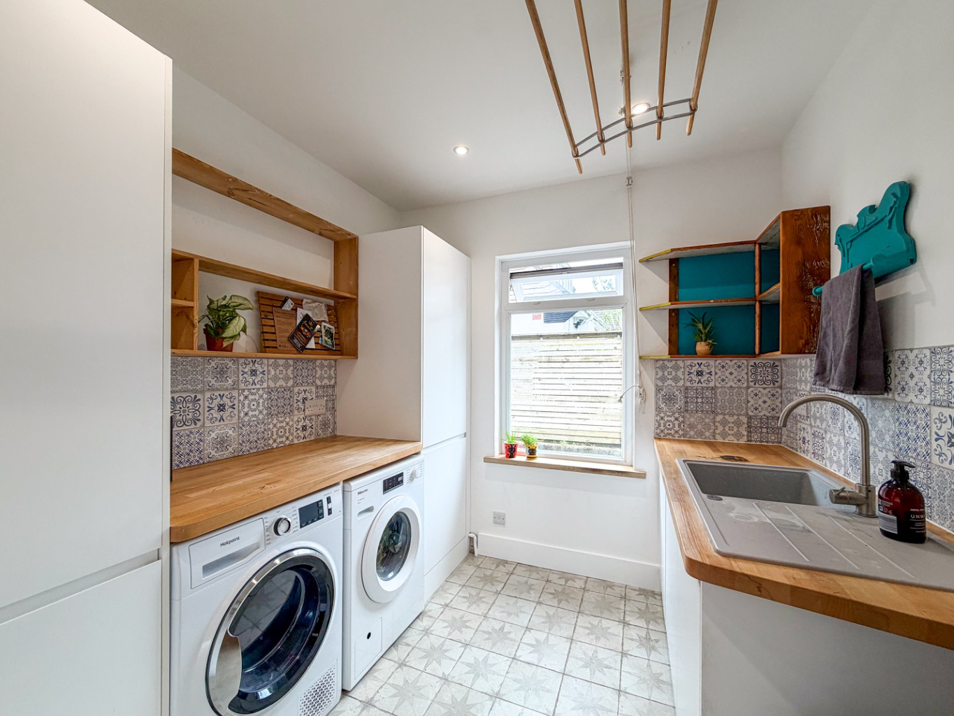 Camborne, Spacious detached bungalow, photo 10