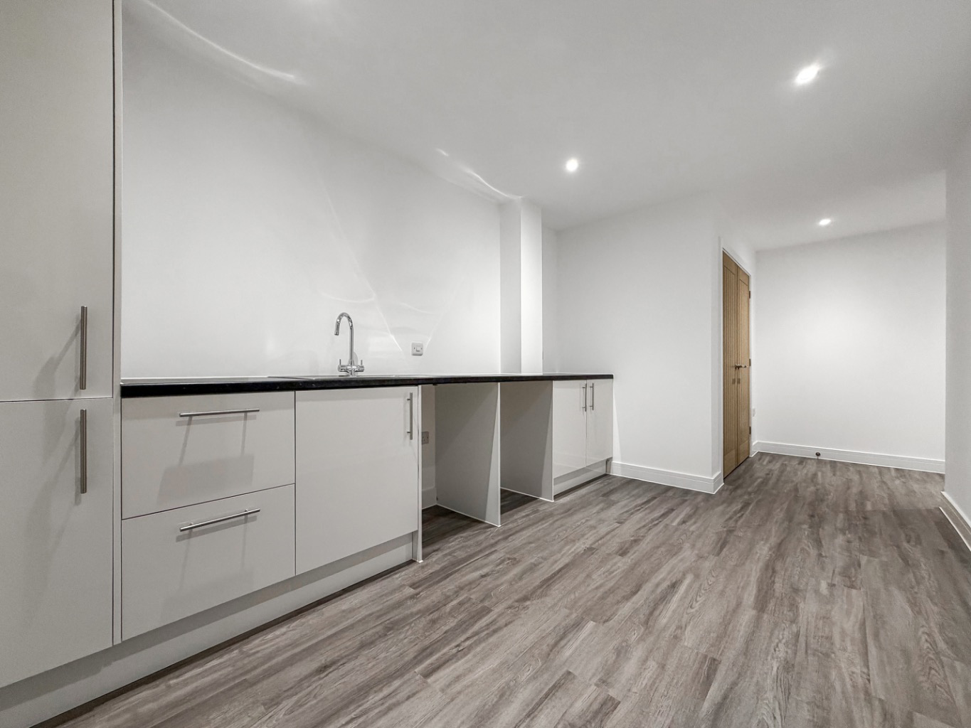 Truro, Stunning brand new four bed home, photo 21
