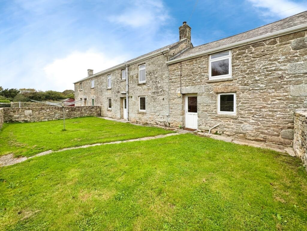 Lovely Character Stone Cottage, Breage, photo 20