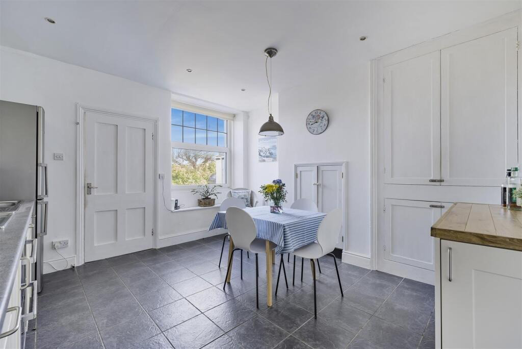 Cottage with Sea Views, Mullion Cove, photo 17