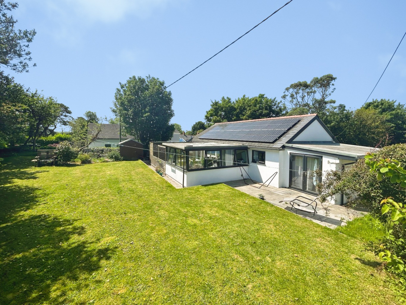Horsedowns, Spcacious and versatile five bed bungalow, photo 3