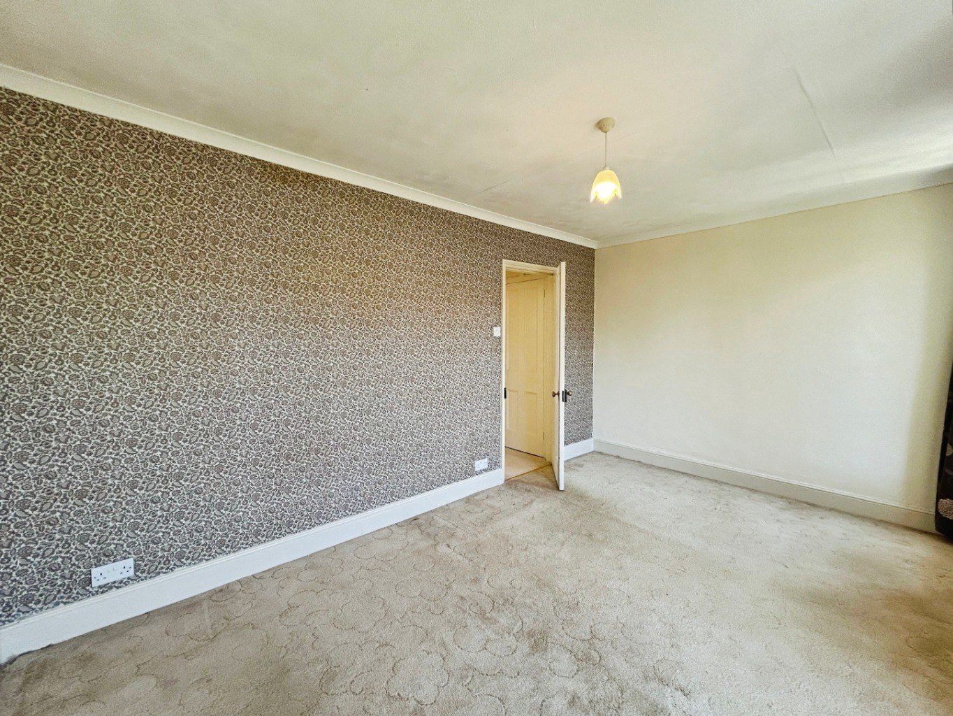 Penzance, Two bed home with no chain, photo 14