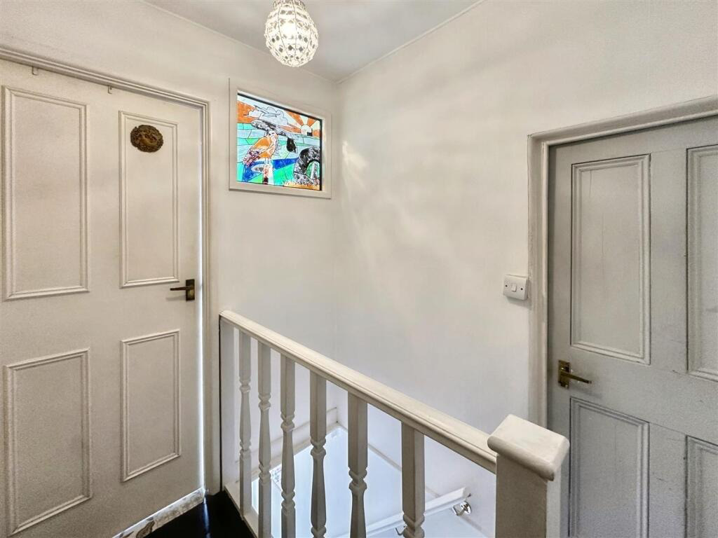 Cottage in countryside setting, Lowertown, photo 12