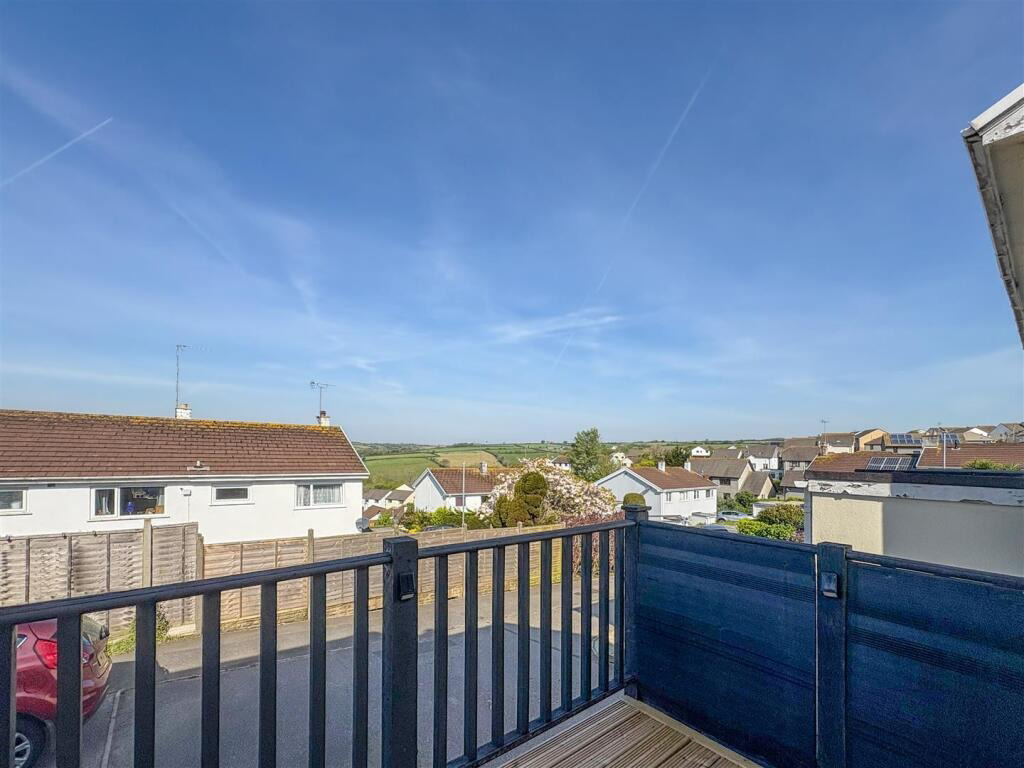 Helston, Ideal family home, photo 8