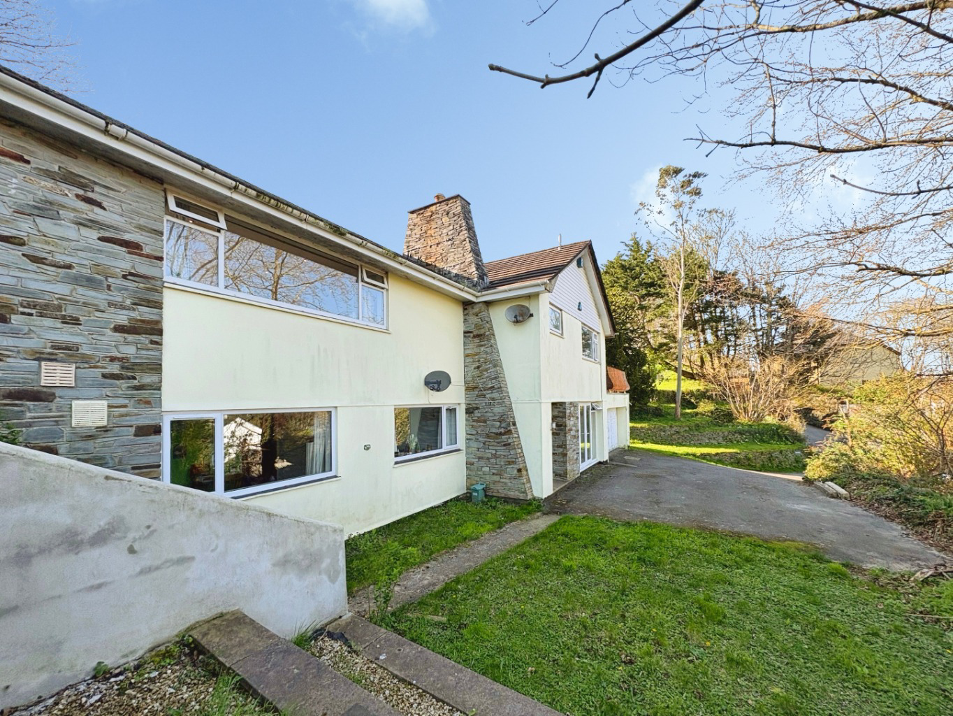 Helston, Spacious property set within approximately 3 acres, photo 29