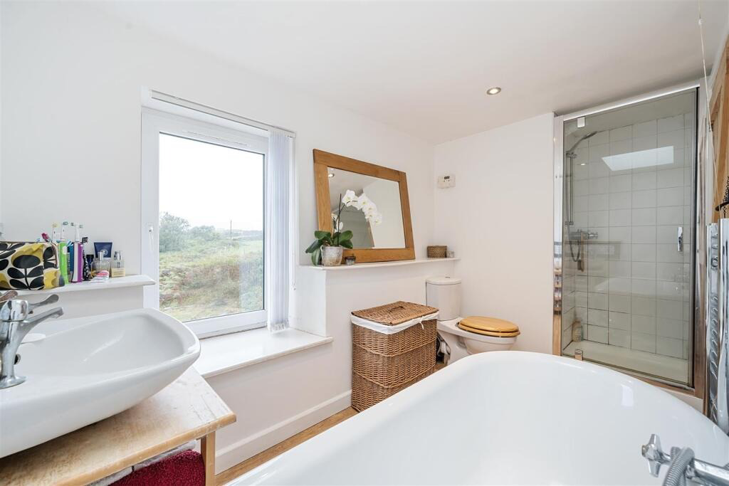 Beacon, Charming semi-detached cottage with land, photo 27