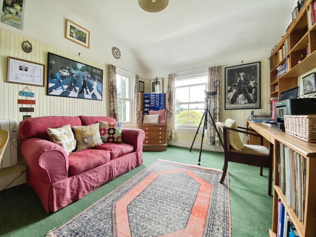 Characterful family home, Nancegollan, photo 32
