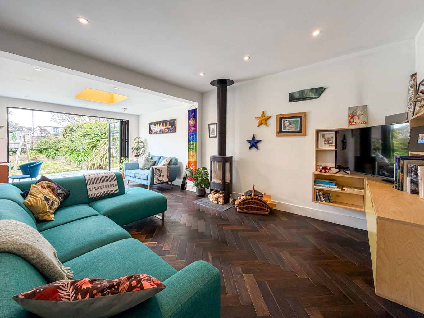 Camborne, Spacious detached bungalow, photo 2