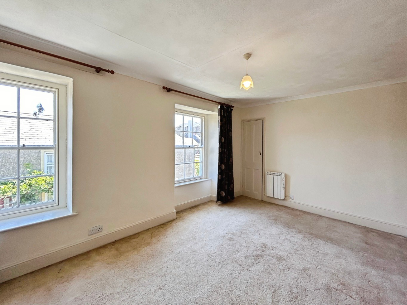 Penzance, Two bed home with no chain, photo 12