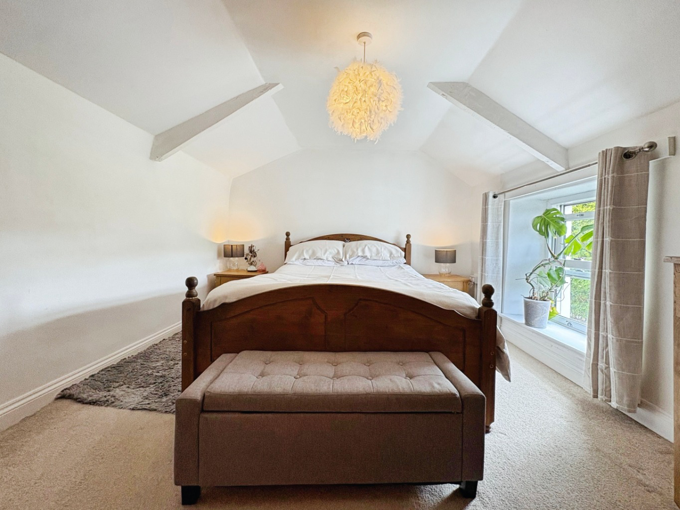 Godolphin Cross, 3 Double Bedroom Charming Cottage, photo 13
