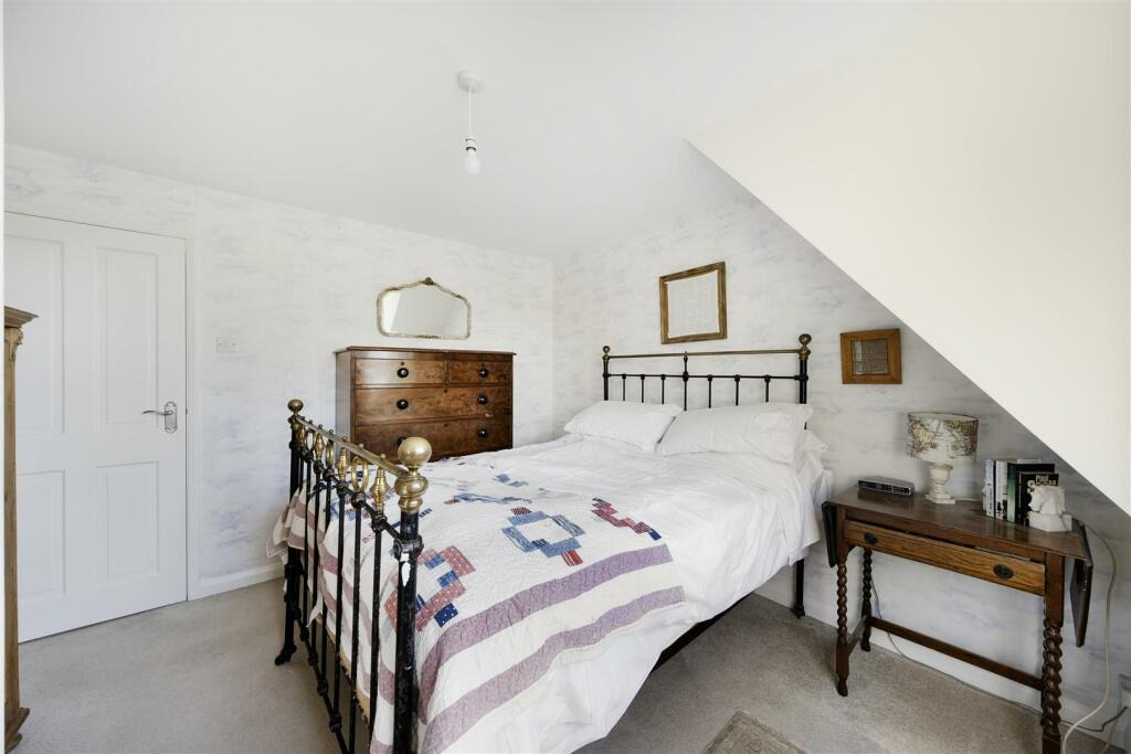 Mullion, Spacious four bed home, photo 17